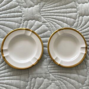 Lot of two vintage Wedgwood ashtrays